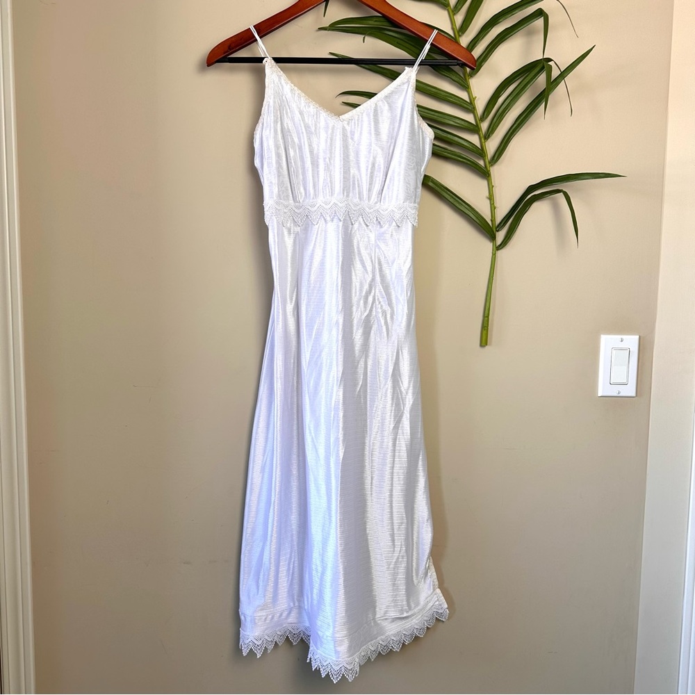 Vintage White Lace Night Gown Slip